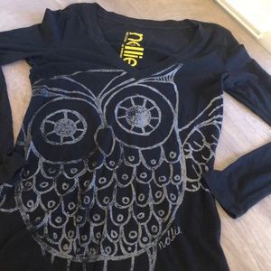 Nollie long sleeve fitted owl tee.